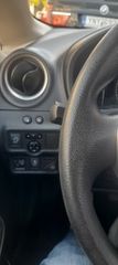 Nissan Note 2015-thumb-17