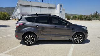 Ford Kuga 2017 St-line-thumb-6