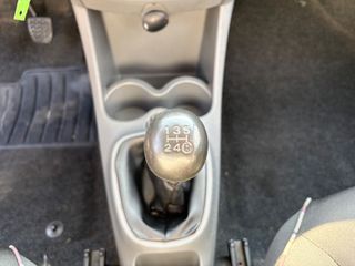 Citroen C1 2011 1.0 68HP-thumb-14