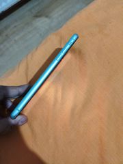 iPhone 64 gb-thumb-2