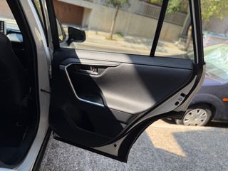 Toyota RAV 4 2020-thumb-17