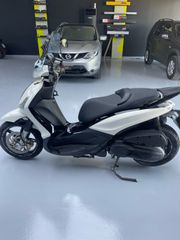 Piaggio Beverly 350 2015 Sport touring-thumb-3