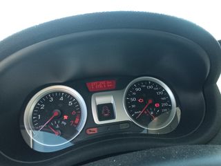 Renault Clio 2010-thumb-4