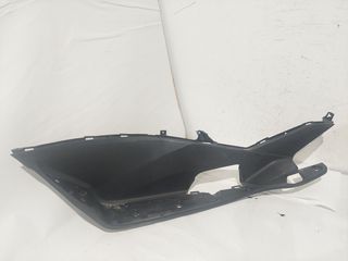 Αριστερό πάτωμα από HONDA PCX125/150 (64321-K35-V00)