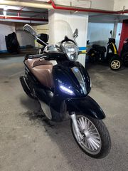 Piaggio Beverly 300i 2013