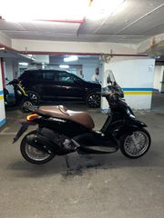 Piaggio Beverly 300i 2013-thumb-1