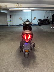 Piaggio Beverly 300i 2013-thumb-2