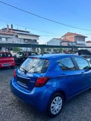 Toyota Yaris 2017 1.4 DIESEL-thumb-3