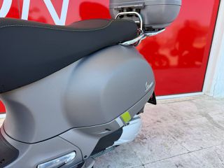 Piaggio Vespa GTS 300 2025 SuperTech-thumb-12