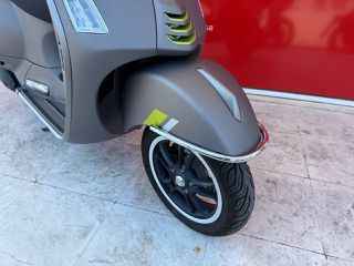 Piaggio Vespa GTS 300 2025 SuperTech-thumb-18