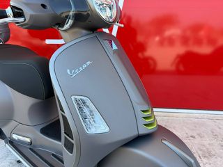 Piaggio Vespa GTS 300 2025 SuperTech-thumb-29
