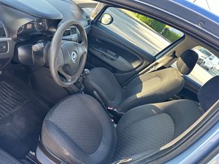 Fiat Punto 2007-thumb-18