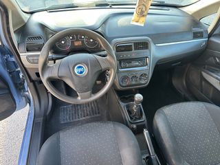 Fiat Punto 2007-thumb-20