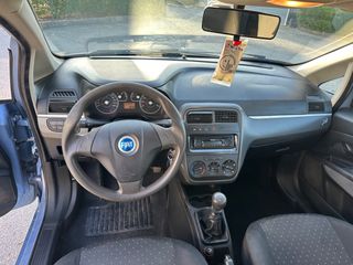 Fiat Punto 2007-thumb-22