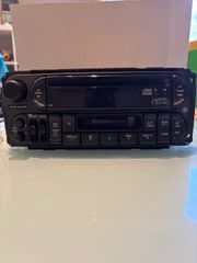 RADIO CD JEEP CHEROKEE KJ