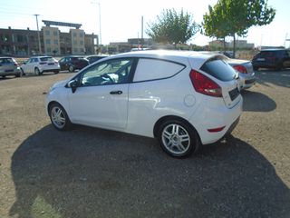 Κλούβα Ford 2010 FIESTA-thumb-7