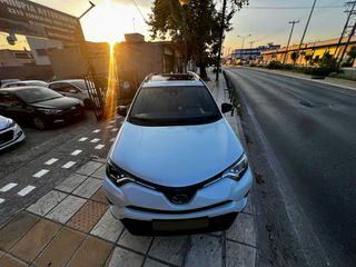 Toyota RAV 4 2018 Hybrid AWD Loung-thumb-7
