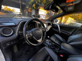 Toyota RAV 4 2018 Hybrid AWD Loung-thumb-9