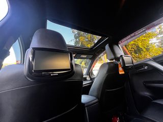 Toyota RAV 4 2018 Hybrid AWD Loung-thumb-13