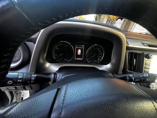 Toyota RAV 4 2018 Hybrid AWD Loung-thumb-20