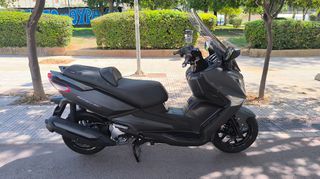 Sym GTS 300i EVO 2017 F4-thumb-6
