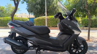 Sym GTS 300i EVO 2017 F4-thumb-2