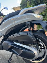 Piaggio Beverly 350 2020-thumb-5