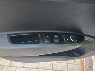 Hyundai i 10 2016-thumb-7