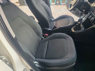 Hyundai i 10 2016-thumb-11