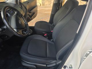 Hyundai i 10 2016-thumb-13