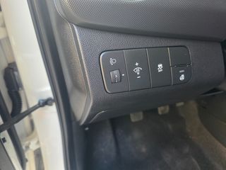 Hyundai i 10 2016-thumb-18