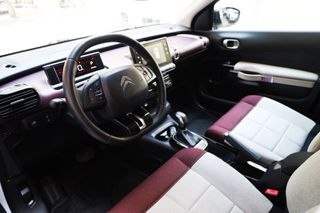 Citroen C4 2018 1.2 e-THP 110hp Shine Auto (Navi)-thumb-13