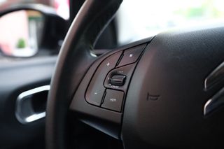 Citroen C4 2018 1.2 e-THP 110hp Shine Auto (Navi)-thumb-20