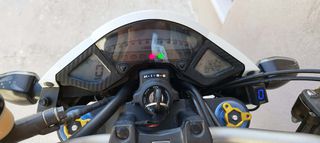 Honda CB 1000 R 2009-thumb-12