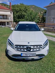 Mercedes-Benz GLA 200 2019 URBAN 7G-DCT