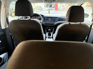 Volkswagen Polo 2021-thumb-21