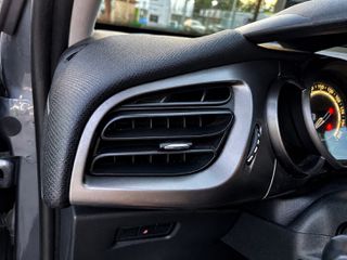 Citroen C3 2015 1.2 Vti Comfort/ foul extra-thumb-19