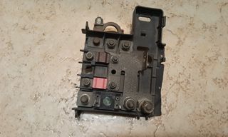 Alfa 147 Ασφαλειοθηκη *-thumb-2