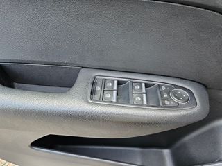 Renault Arkana 2021 E-TECH 143PS  Full  Hybrid-thumb-8