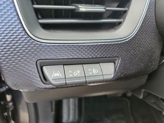 Renault Arkana 2021 E-TECH 143PS  Full  Hybrid-thumb-9