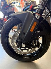 KTM 1290 Super Adventure 2020-thumb-15