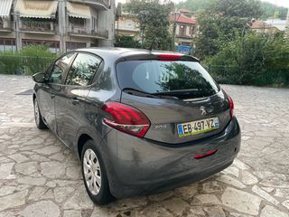 Peugeot 208 2016-thumb-5