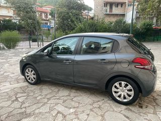 Peugeot 208 2016-thumb-6