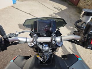 Yamaha MT-09 2021-thumb-8