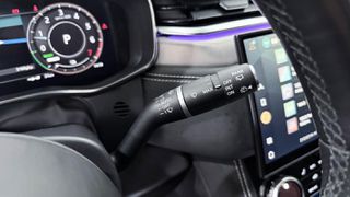 Jaguar F-Pace 2022 P400e PLUG-IN AWD R-DYNAMIC SE/AUTOBESIKOS-thumb-38