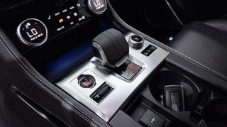 Jaguar F-Pace 2022 P400e PLUG-IN AWD R-DYNAMIC SE/AUTOBESIKOS-thumb-43
