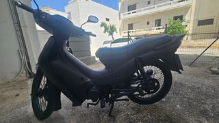 Modenas Kriss II 2003-thumb-5