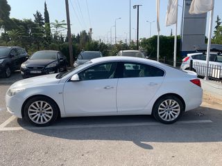 Opel Insignia 2011-thumb-6