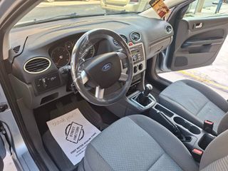 Ford Focus 2005-thumb-10