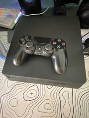 Playstation 4 + controller + Spider-Man + Gta5 + horizon zero dawn complete edition